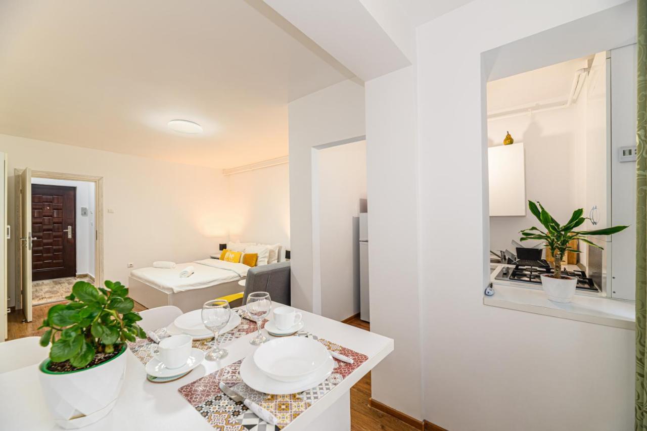 Jad - Family - Apartments & Studios Brasov Luaran gambar