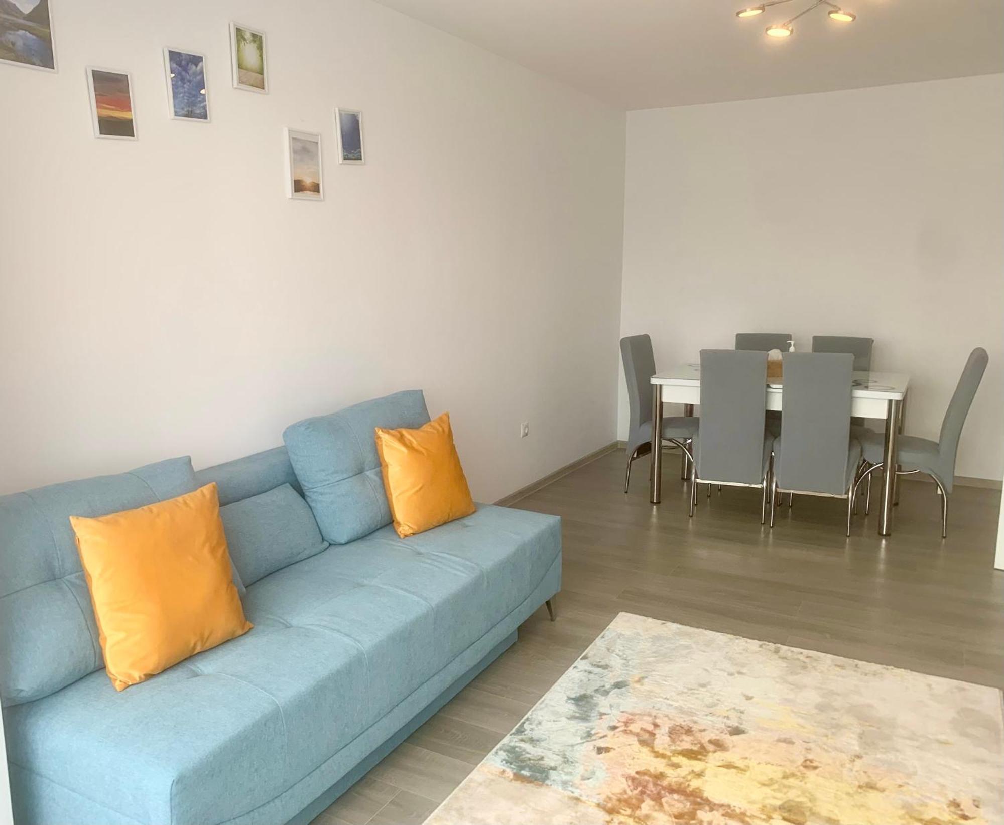 Jad - Family - Apartments & Studios Brasov Luaran gambar